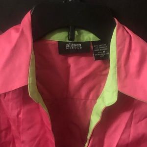 👚 Button down elbow sleeve shirt